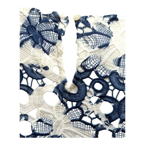 Chico’s Blue White Lace Floral Top 3P NWT - Picture 5 of 8